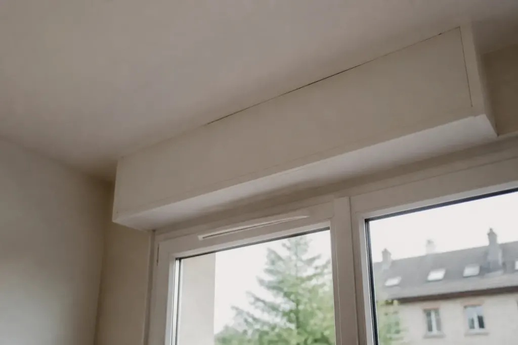 Caisson fenetre integre cote interieur chauffe